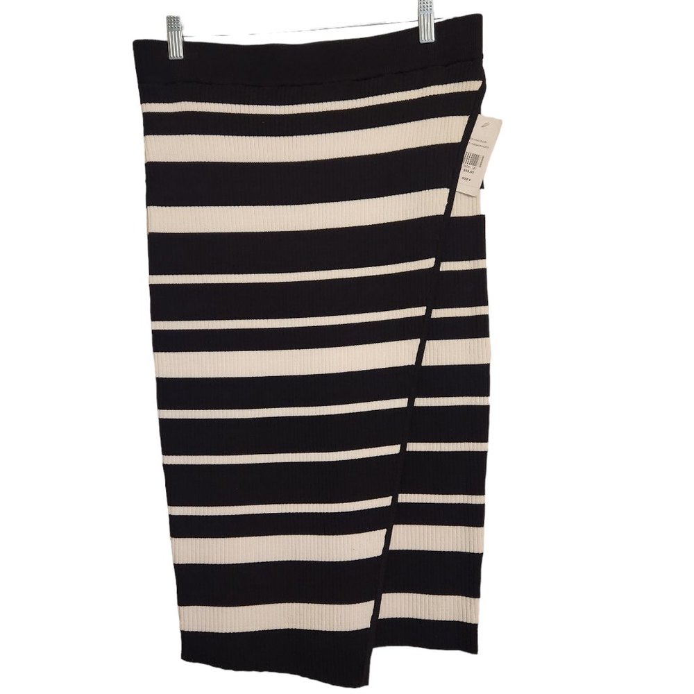 NWT Gabrielle Union Striped Black & White Faux Wrap Skirt from Fashion To Figure